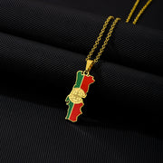 Portugal Heritage Necklace Gold Close